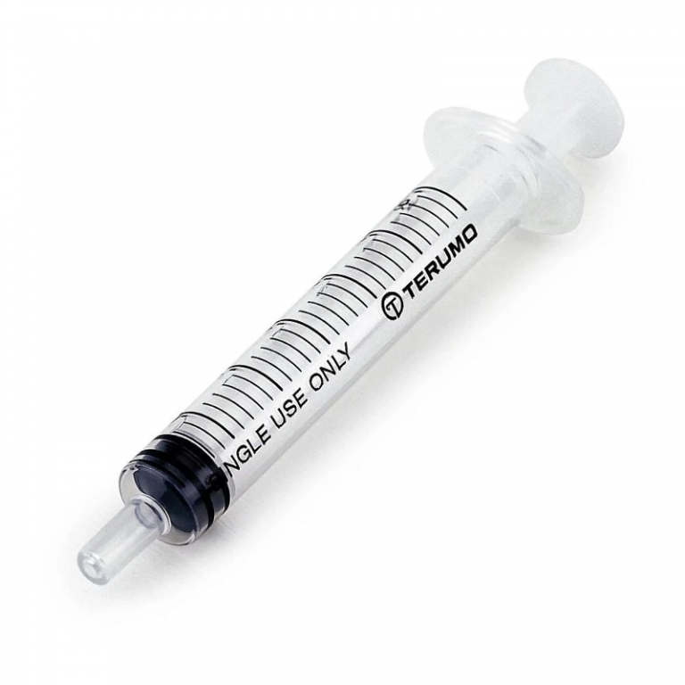 Terumo Luer Slip 10ml syringe, designed for precision and single-use applications. Ideal for controlled liquid dispensing in medical, laboratory, and casting processes.